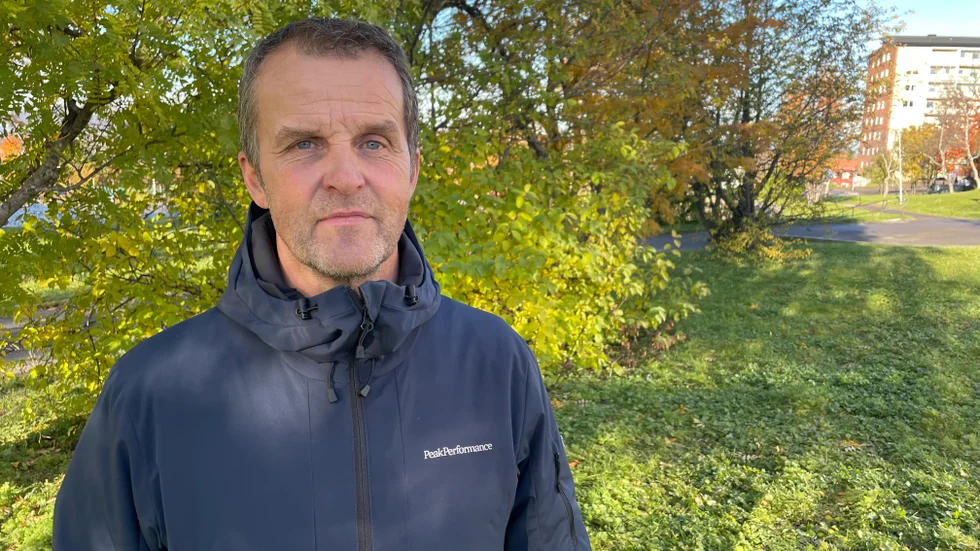 Gunnar Selberg (C) tycker det är pinsamt att fråga regeringen om pengar.