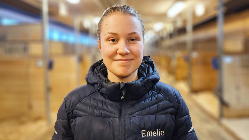 Emelie Karlsson är instruktör på Skellefteå Ridklubb. Flera elever från klubben ska delta i tävlingarna.