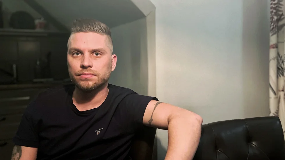 David driver eget företag inom grävbranschen men har nu även en anställning på ett annat företag. 