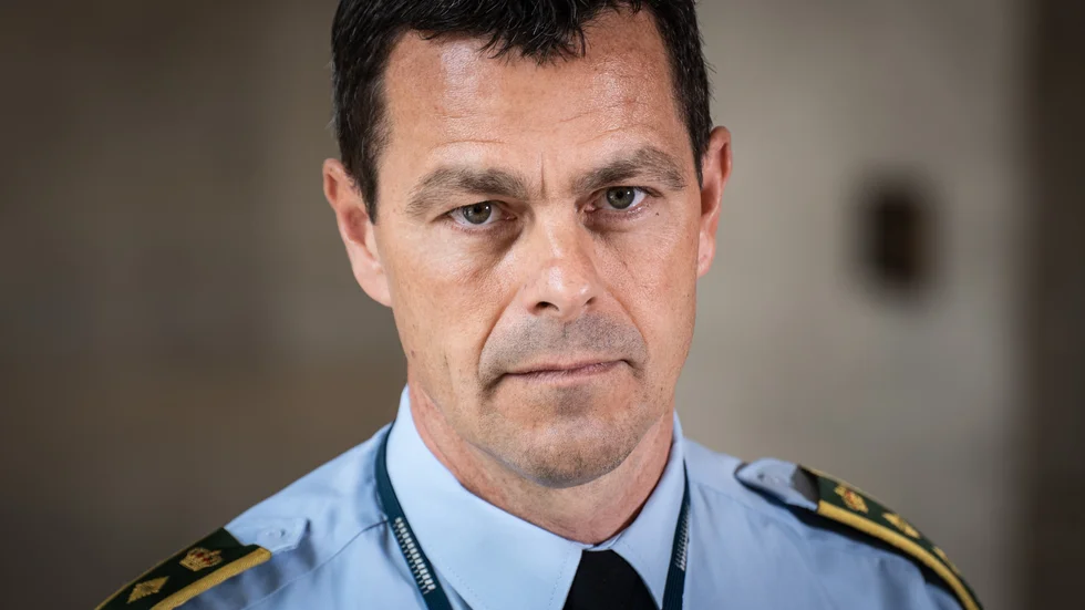 Brian Belling vid Köpenhamnspolisen under en pressträff.