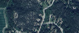 59-åring ny ägare till stuga i Kalkudden, Mariefred - 2 000 000 kronor blev priset
