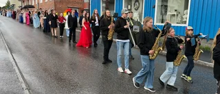Blixtar och dunder inför studenten i Kalix