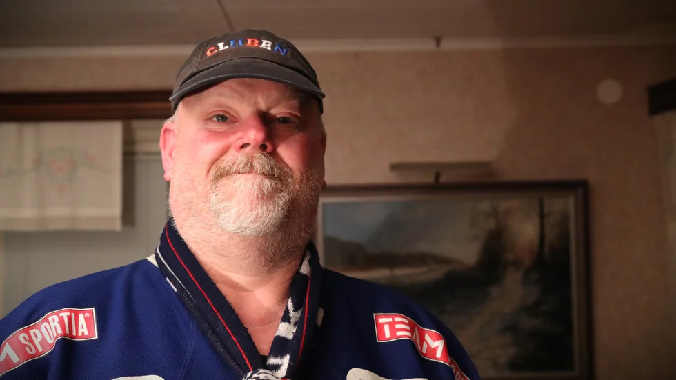 Tomas Lönn, 56, är en av LHC-supportrarna som kommer stötta laget på plats i Skellefteå i första två slutspelsmatcherna.