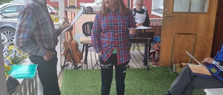 Kvarnfesten fick hållas i skolan