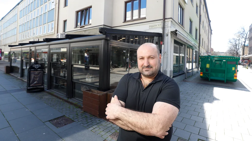Marwan Talal bygger ut sin restaurang på gågatan. "Jag gör det här för Eskilstunaborna", säger han.