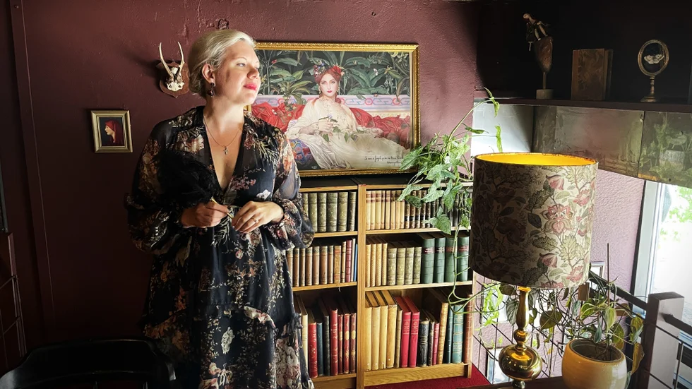 "Författaren Baudelaire pratar om nervernas retning. Hur vet man att man har fått en skönhetsupplevelse? "Jo, nerverna vibrerar så det gör ont", säger Hillevi Norburg.