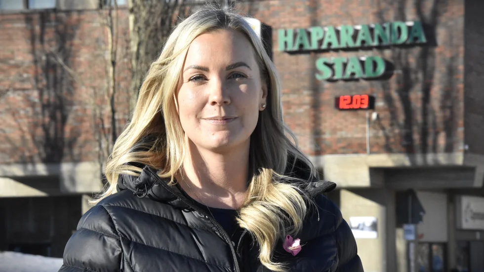 "Jag trivs nog med att ha många bollar i luften. Det kan vara lite spretigt emellanåt men jag tänker att det också är en utmaning och det är där man utvecklas", säger Karin Hietala.