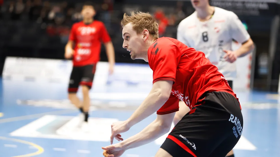 Richard Hanisch började bra i matchen mot Lugi men tvingades utgå efter en smäll på ena knät.
