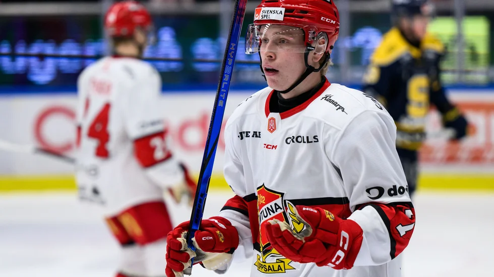 Oskar Asplund har spelat färdigt för Almtuna. 