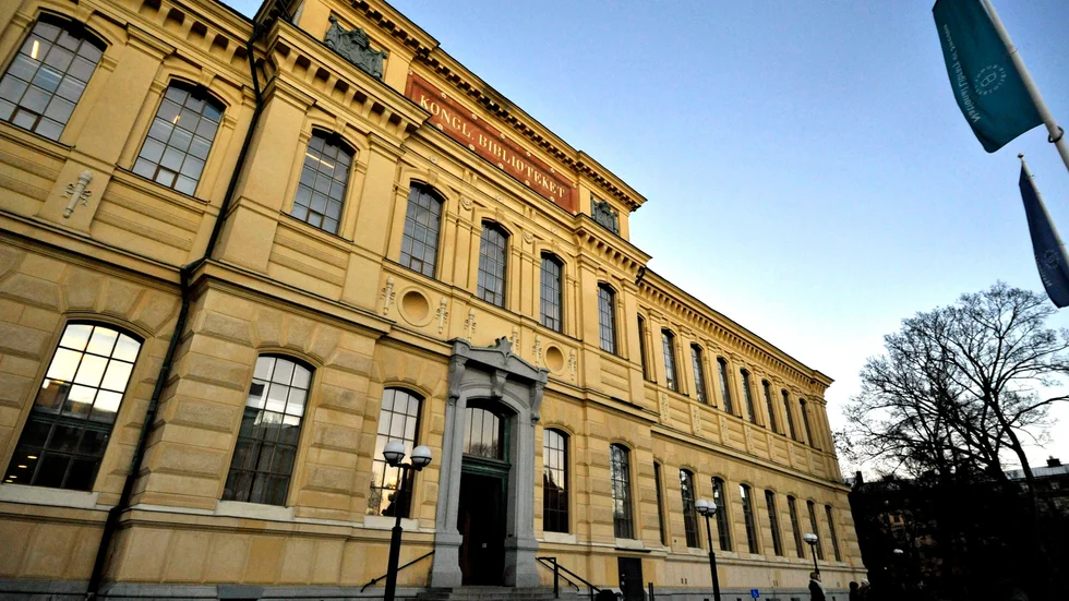 Kungliga Biblioteket i Stockholm tillsätter ett råd för nationella minoriteter med syfte att gå igenom äldre fakta som idag anses både fel och förminskande.