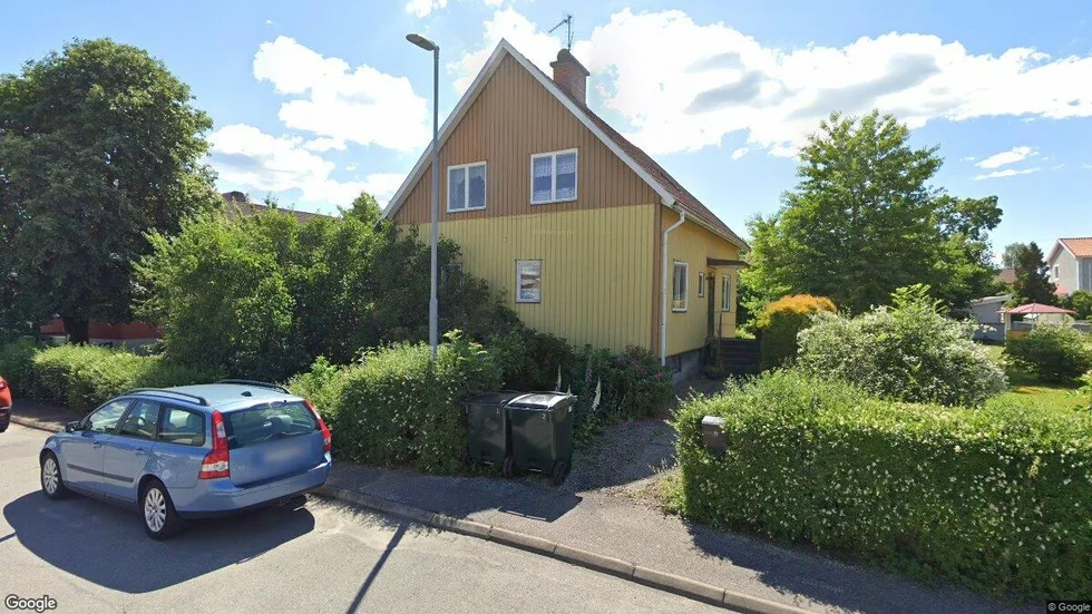 Tvärgatan 8