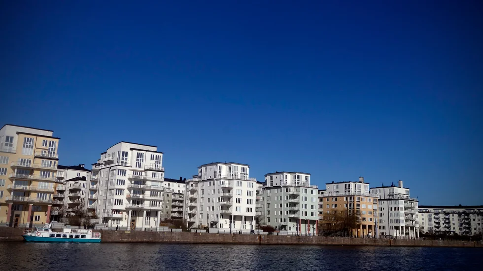 Hyresmarknaden präglas av stor brist, något som också skapar en stor svartmarknad för hyreskontrakt.