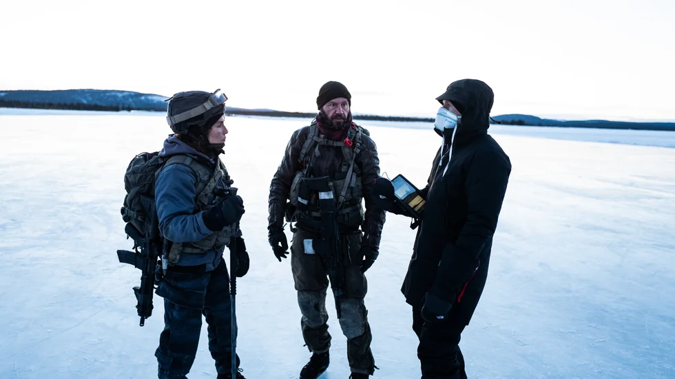 Noomi Rapace, Dar Salim och regissören Adam Berg under inspelningarna av "Svart Krabba" på Jukkasjärvis isar. Knappt tre veckor efter premiären har den setts 88 miljoner timmar över hela världen.