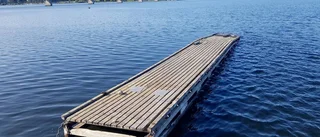 Tvist: Vem äger fula flytbryggan i Luleå?