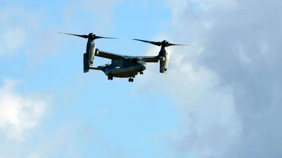 En V-22 Osprey vid en övning i Japan. Arkivbild.