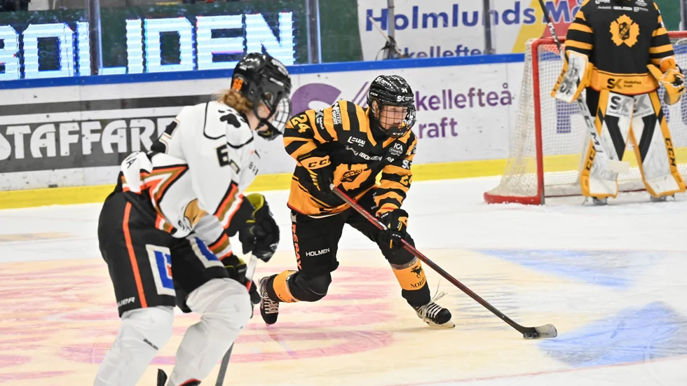 Lovina Johansson klev av skadad i andra mötet mot Göteborg. Om hon kommer kunna spela den tredje och avgörande matchen under söndagen är oklart.