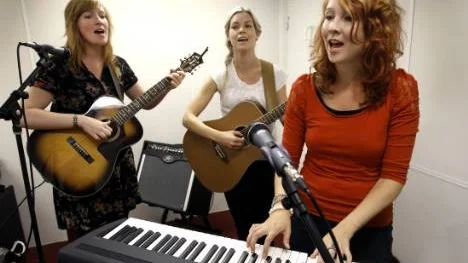 Dragon Dolls: Linda Brandemark, Miranda de Verdier och Ellinor Skagegård.