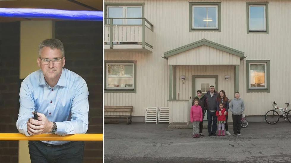 Jokkmokks kommunalråd Robert Bernhardsson tycker att situationen med utvisningshotade familjen i Porjus är beklaglig. På bilden till höger syns Oleg Kuzmenov och hans fru Katerina, omgiven av barnen David, Igor, Maria och Pollyanna.