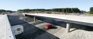 Trafiken flyter fint under nya E 4: s första viadukt