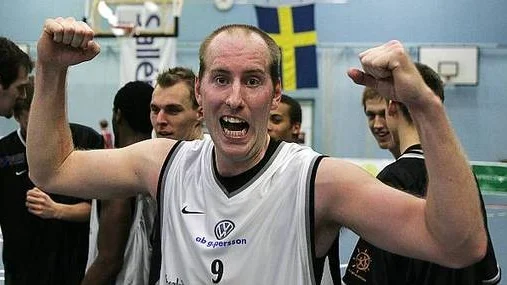 Mikael Åhrberg, poängbäst i Sallén.