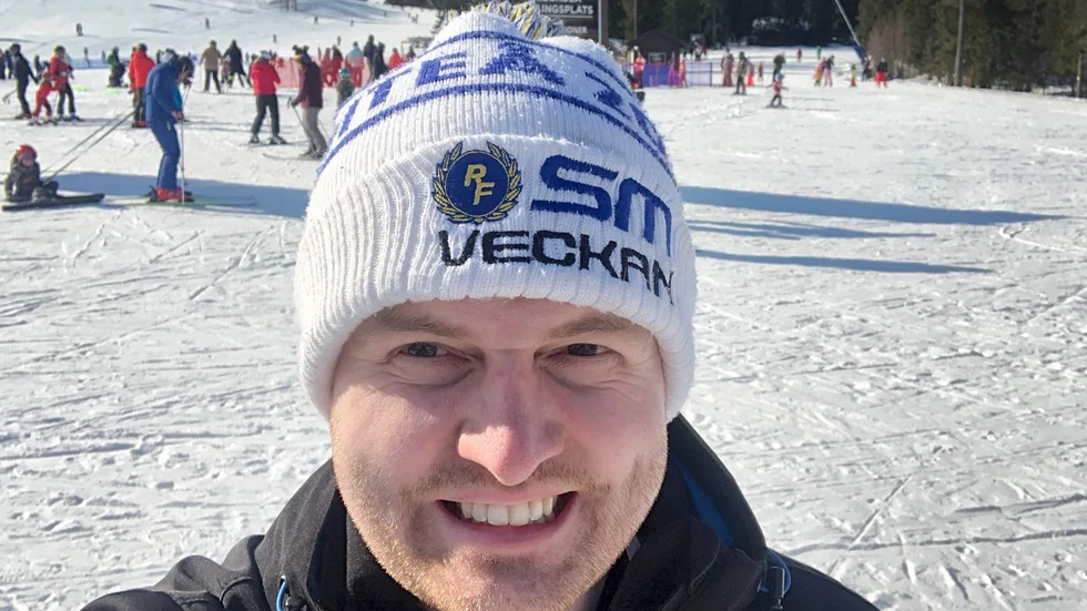 Några av Jim Lundströms fritidsintressen är att snickra och sköta om sin skog. "Jag lever mitt liv ganska enkelt", säger han. 