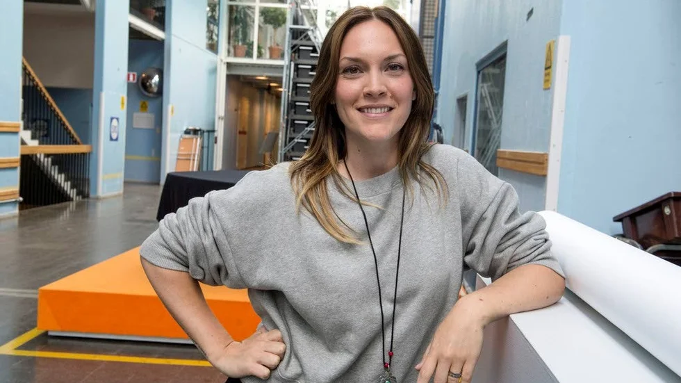 Brita Zackari får i höst ett eget program i SVT, "Flickvän på försök".