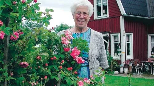 Här i Dalsebo trivs Vasti, men hon är ofta ute på olika uppdrag.