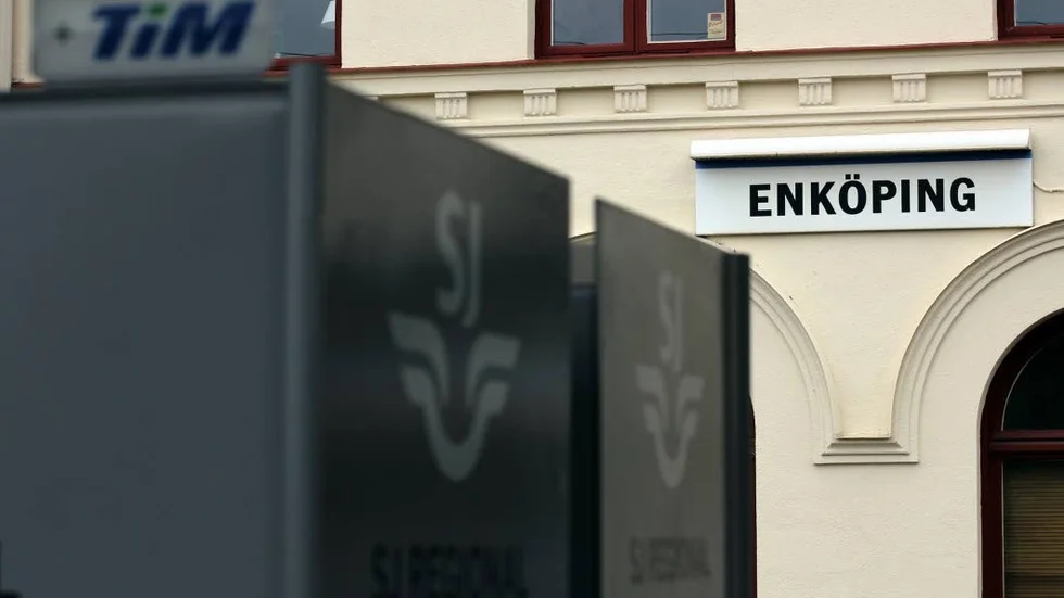 Stationen. En man hade narkotika på sig i området.