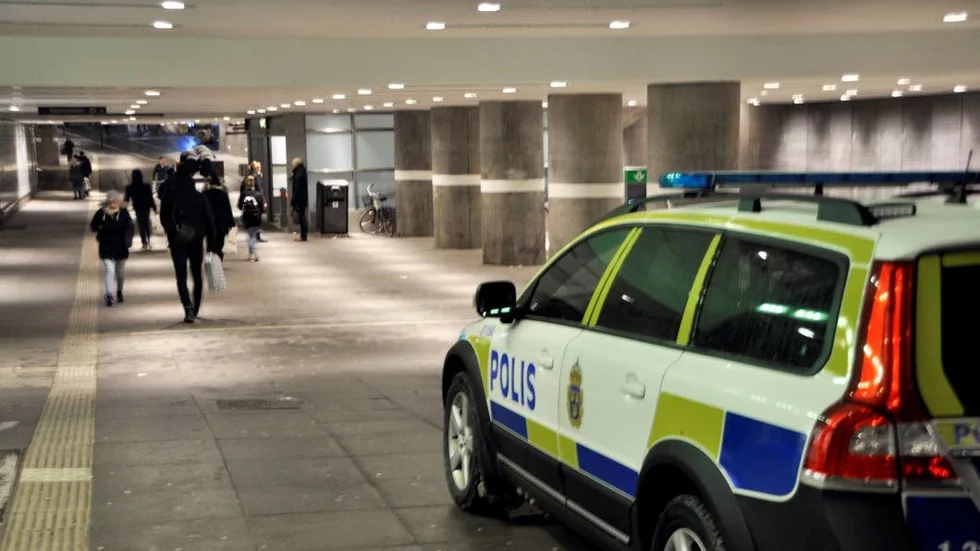 Tiggande man greps vid Resecentrum i Uppsala. Arkivbild.