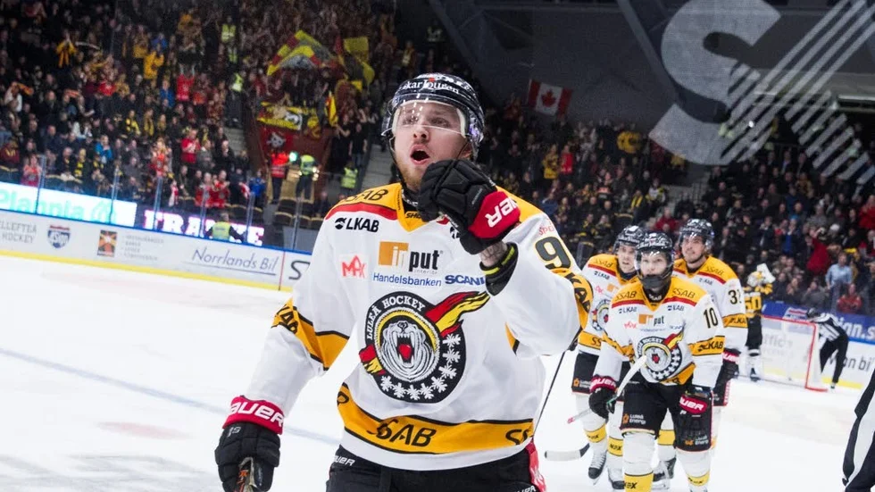 Robin Kovacs blev en av målskyttarna när Luleå Hockey besegrade Skellefteå AIK med 2–1.
