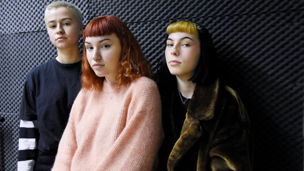 Bandet Frizon, från vänster: Livi Berg, Emmylou Lindgren och Lova Lindgren