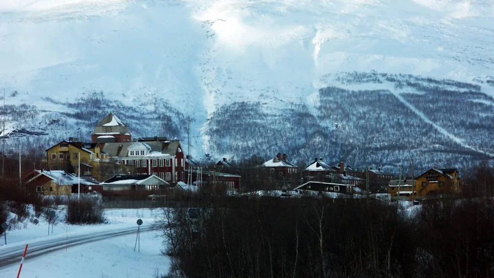 I nästan två månader har ett antal boende i Abisko varit utan internet.