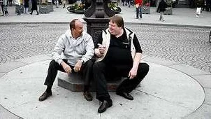 Peter Lundström och Ulf Broberg har skrivit Brytpunkt: Uppsala.