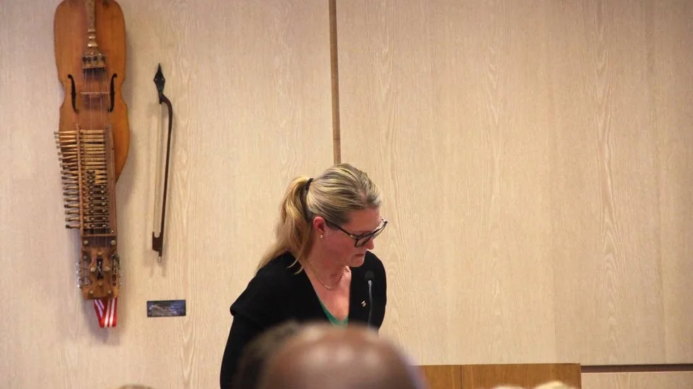 Kommunstyrelsens ordförande Sara Sjödal (C) konstaterade att kvintetten och revisionen hade olika uppfattning i frågan.