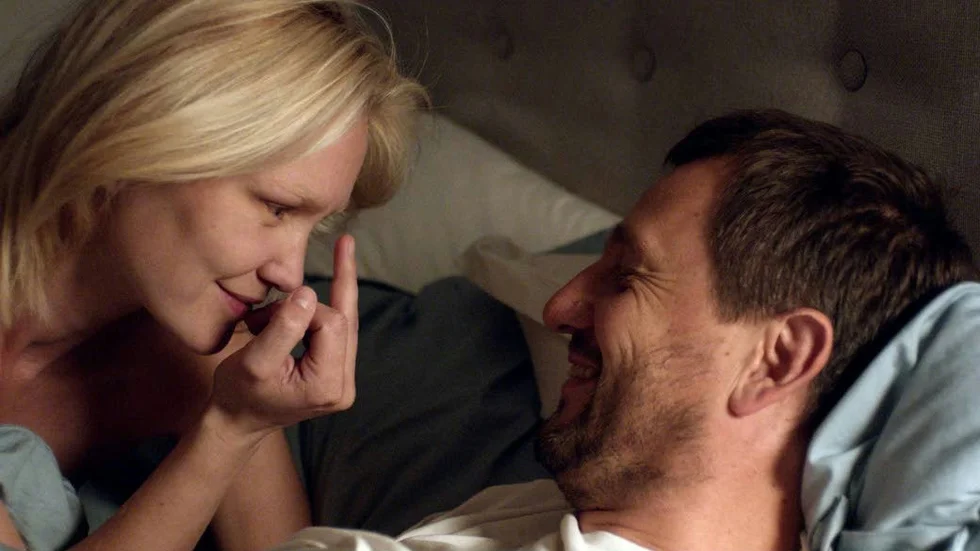 Realtionsdrama. Ellen Dorrit Petersen och Henrik Rafaelsen i "Blind".