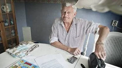 I slutet av förra året fick Lasse Ohlsson i Örsundsbro plötsligt barnböcker, barnkläder, gardiner och regnställ hemskickade i paket. Problemet var att han inte beställt varorna själv.