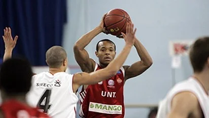 Thomas "TJ" Jacksons Uppsala vann hemma mot Gothia.