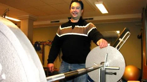 Svenska elitlyftare som tar anabola steroider får en farligare fettfördelning i kroppen. Det visar en ny studie av bland andra LTU-forskaren Anders Eriksson. (Arkivbild)