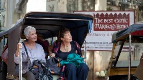 Judi Dench och Celia Imrie spelar två av pensionärerna i "Hotell Marigold".