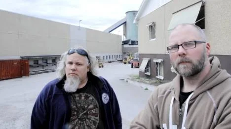 Nicklas och Thomas Steggo har tillsammans arbetat nästan 27 år i "Gropen" i Öjebyn under olika arbetsgivare. "Ssälvklart känns det här beskedet både oväntat och tungt", säger Thomas.