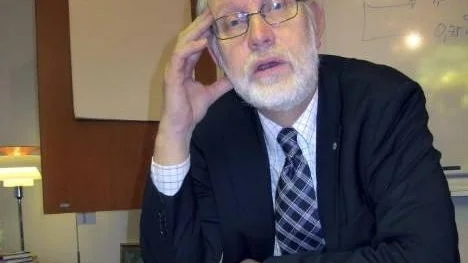 "Jag förstår kundernas ilska, men efter finanskrisen hösten 2008 är det svårare för oss att reglera bolåneräntorna direkt efter Riksbankens reporänta, säger Erik Hägglöv, vd på Sparbanken Nord i Piteå.