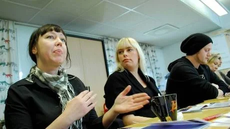 FINT OCH FOLKLIGT. Utbudet under Kulturveckan är som vanligt brett, både fint och folkligt, skulle man kunna säga. Festivalen Pia Marttinen, Haparanda teaterförening och Annika Hansson, kulturkansliet, Haparanda stad. Johan Strang, musiker, till höger.FOTO: GÖRAN LAHTI