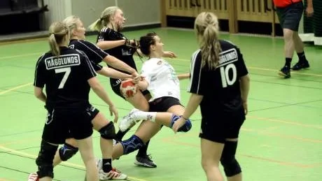 ANFALL. Angelina Stenberg var bäst med sex mål.