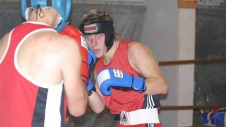 vinnare. Jonas Jakobsson vann mot Mikael Korpela i sin sjätte tävlingsmatch.Foto: Jon Johansson