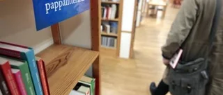 Pappalitteraturen har tagit plats i bokhyllorna