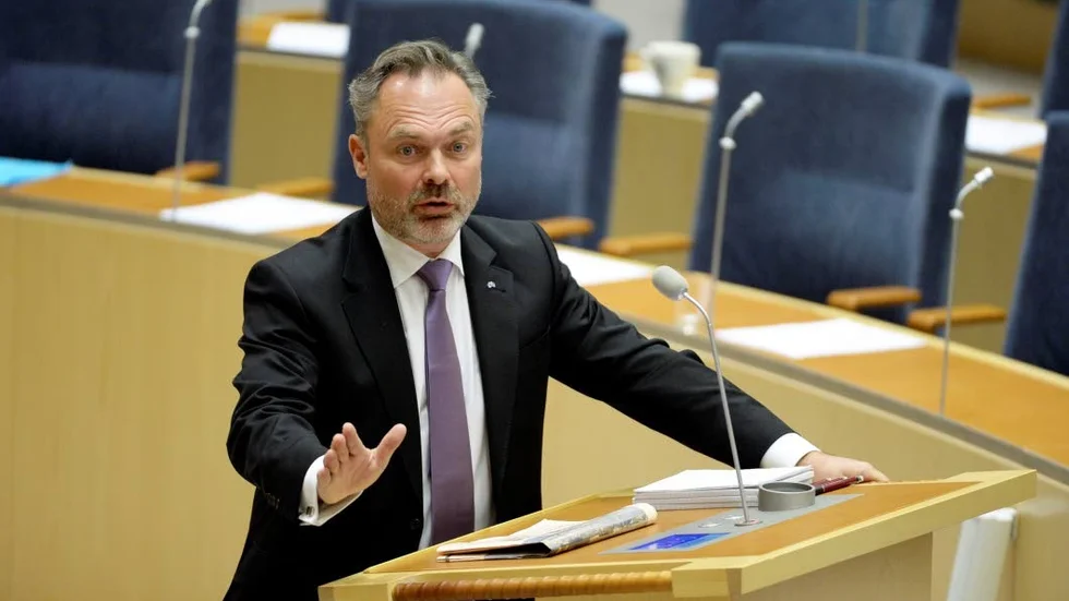 Jan Björklund (L). Kräver en haverikommission som utreder socialtjänstens agerande.