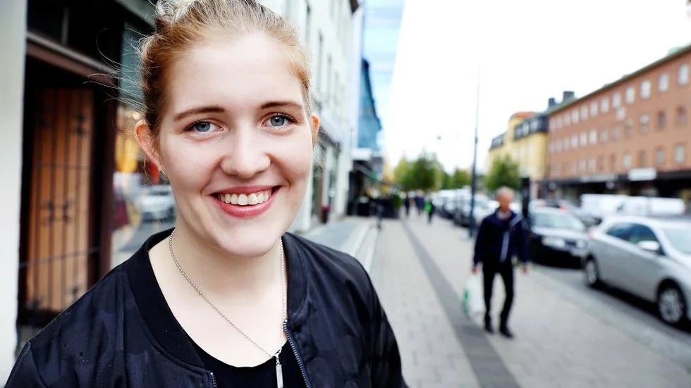 "Sist jag mötte AIK var med Linköping då vi vann mot dem i SM-finalen. Det var jäkligt kul, jag satte pucken i krysset så det ska jag göra den här gången också", säger Melinda Olsson inför dagens hemmapremiär.