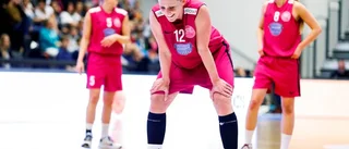 Planens yngsta spelare hyllas av coachen