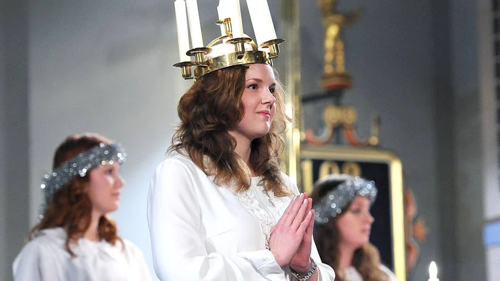Sprider vänskap. Norrbottens Lucia har sedan 1963 skapat band mellan Luleå och den spanska staden Santa Lucia de Tirajana. Nu vill den bli Luleås vänoret. Renée Mattila heter länets senaste Lucia, utsedd i Kurirens och Lions arrangemang.