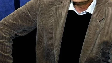 ROMANDEBUTANT. Statsvetaren och nuvarande rektorn på högskolan i Kristiansstad, Lars G Carlsson, debuterar nu med en roman som tar sin utgångspunkt i attentatet mot Norrskensflamman 1940.